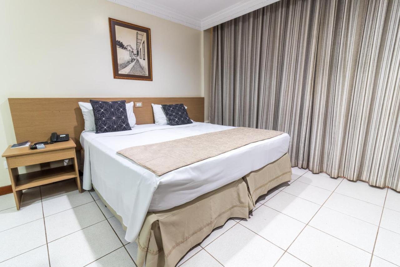 Umuarama Plaza Hotel By Castelo Itaipava Goiânia Kültér fotó
