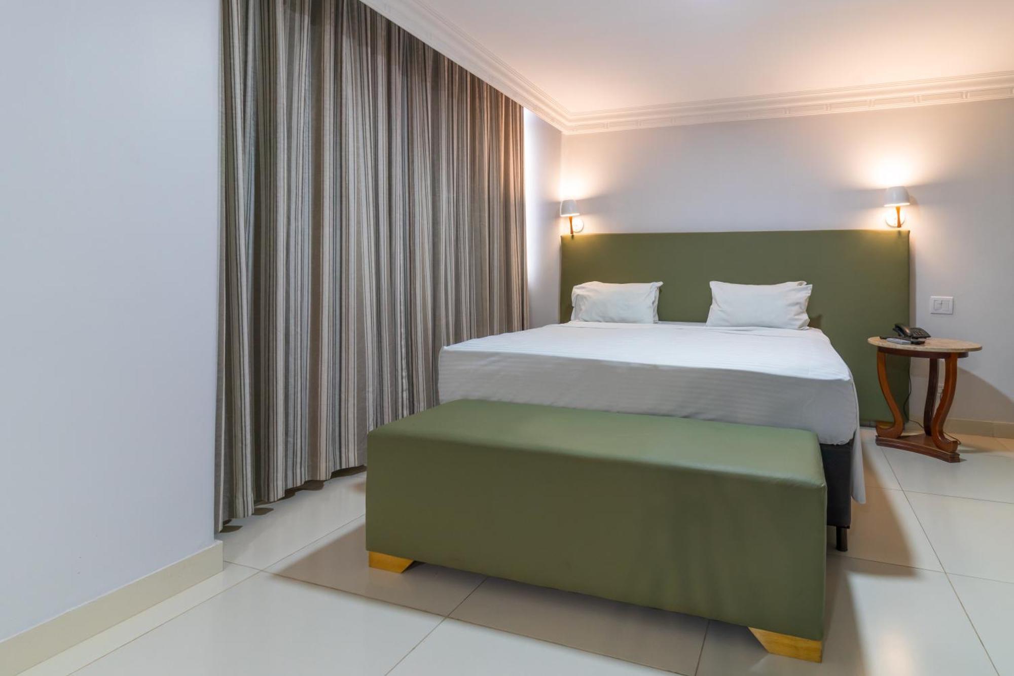 Umuarama Plaza Hotel By Castelo Itaipava Goiânia Kültér fotó