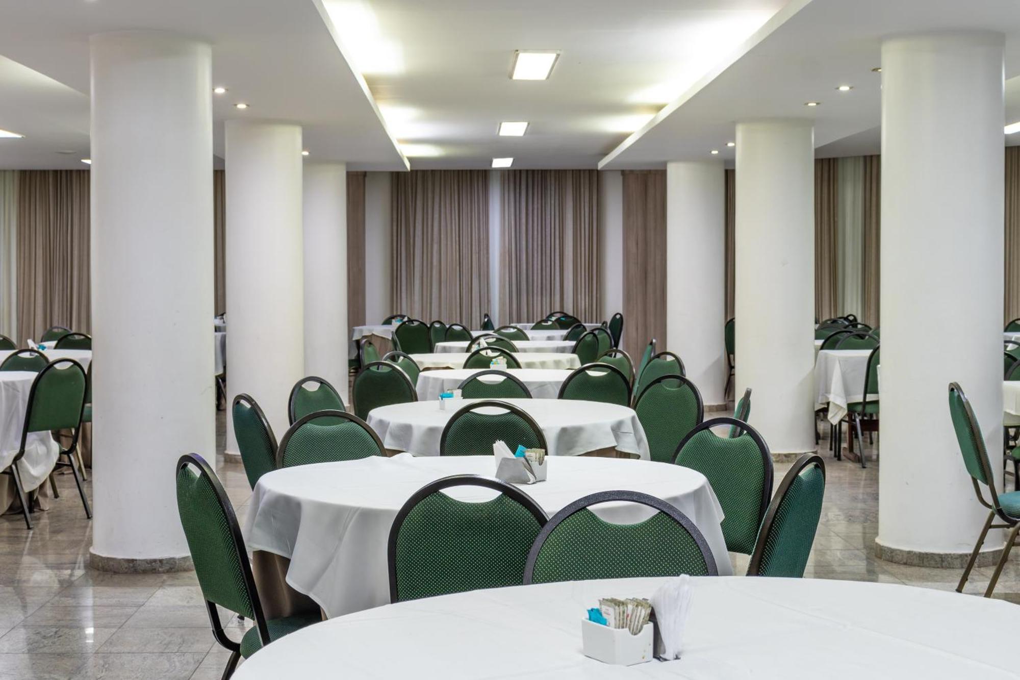 Umuarama Plaza Hotel By Castelo Itaipava Goiânia Kültér fotó