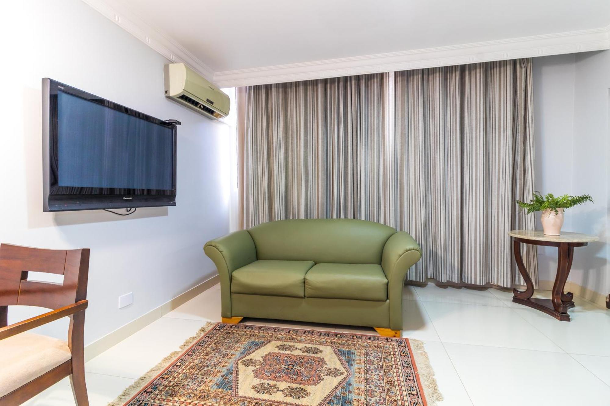 Umuarama Plaza Hotel By Castelo Itaipava Goiânia Kültér fotó