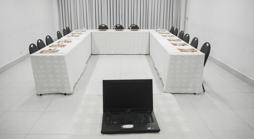 Umuarama Plaza Hotel By Castelo Itaipava Goiânia Kültér fotó